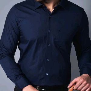 Men Shirt Like New Size 40 M