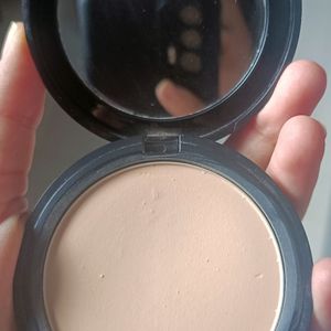 Branded Faces Canada Compact