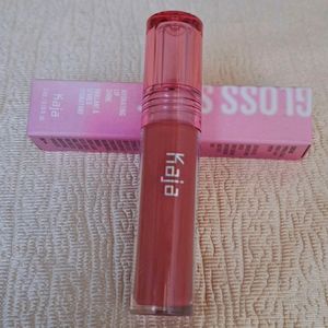 LONG LASTING GLOSS AND SHINE IN LIPSS