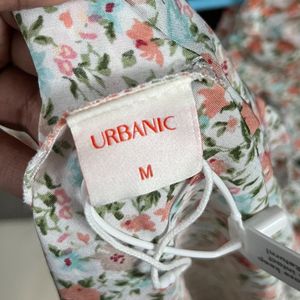 New Urbanic Flared Floral Sweetheart Neck Dress