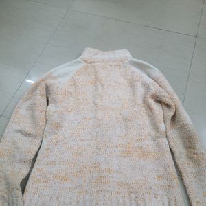 Ladies Sweater ,L Size