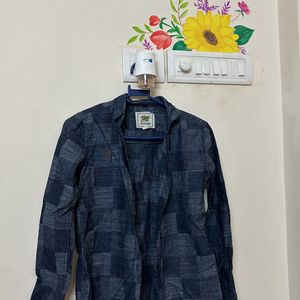 Campus Sutra Checked Shirt With Curved Hemline