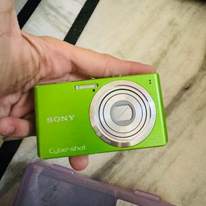 SONY CAMERA(NOT WORKING)