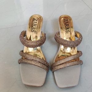 Zaras golden dimond Heels