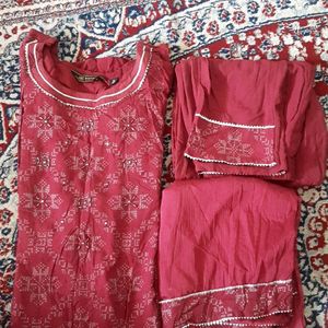 Kiana Kurti Set