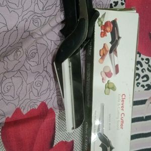 Knife And Cutting Board Only In 300 Rs