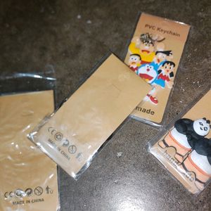 4 PVC Keychains +1 Free