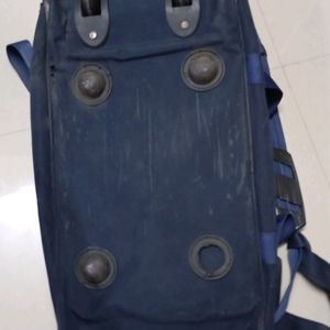 Travelling Bag With Wheels