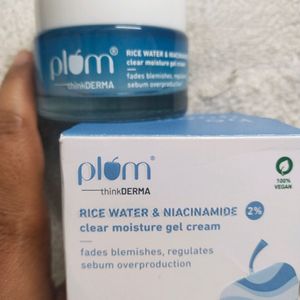 Plum Niacinamide Face Moisturizer