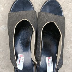 Black Sandal