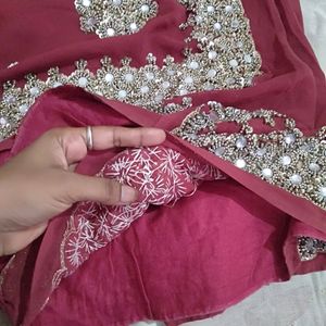 Beautiful Handwork Mehroon Saree🇶🇦with Blouse