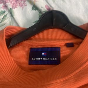 tommy hilfigure sweatshirt