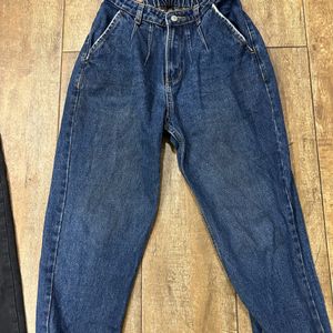 Combo 3 Highwaist Straight Leg Jeans Waist Thirty