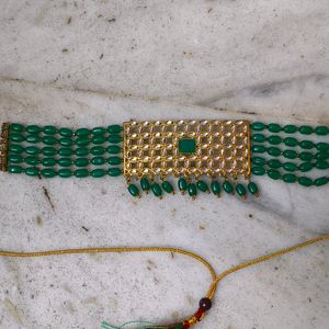 Green Jewellery Set