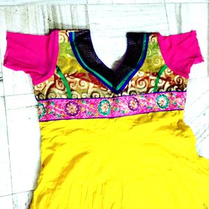 Long Anarkali Frock Kurti! 💛