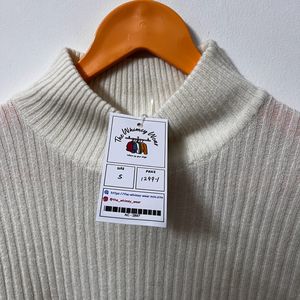 Off White High Neck Thin Sweater