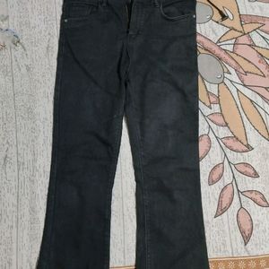 A Flared Jean In good Condition