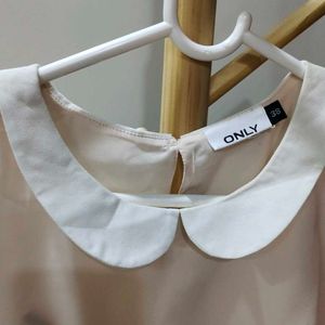 Sleevless Peter Pan Collar Top