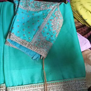 I Am Selling Saree