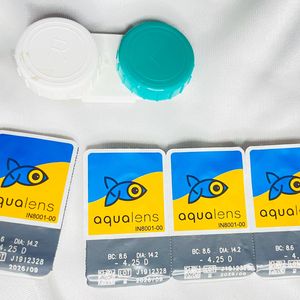 Clear Contact Lenses With Storage Box