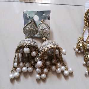 Combo Of 11 Earrings With Freebie