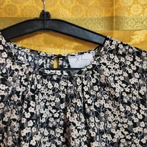 Full Sleeve Crepe Floral Top