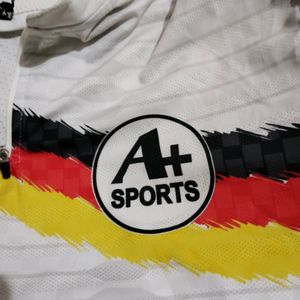 🇩🇪 Germany Jersey half