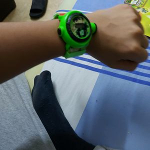 BEN 10 WATCH WITH PROJECTOR