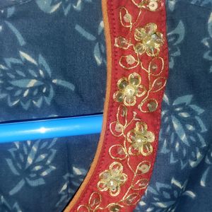 Festive Kurta With EMBROIDERY