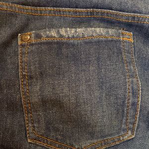 Worn Out Style Blue Jeans