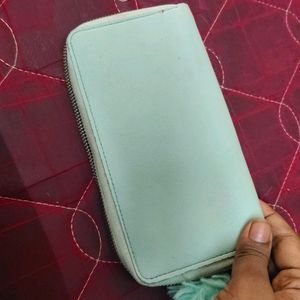 Wallet With Many Compartments