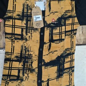 2 KIDS SHIRT OF SIZE 32(AGE9-11)