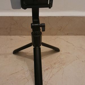 Tripod/selfie Stick