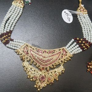 Navaratan Gold Plated Jaddau Necklace Set