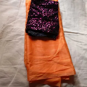 Plain Saree With Design Velvet Blouse.