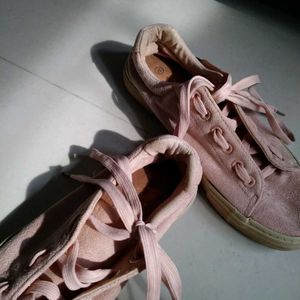 Suede casual shoes