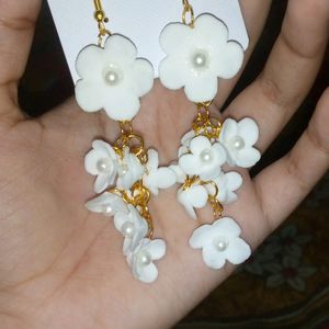 White Clay Flowers Earrings