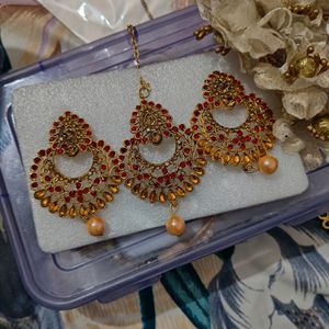 New Price *Beautiful Earings And Tikka*