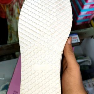 Casual Shoes White For Girls Size - 8