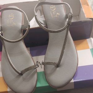 Sandal