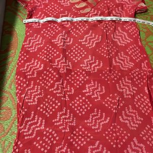 Red Kurti