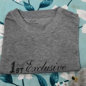 Grey Tshirt M 36