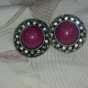 Set Of Two Studs