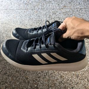 Original Adidas Sports Shoes