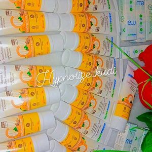 Mamaearth Sunscreen + Perfume Combo