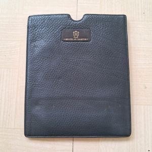 Tab Leather Pouch