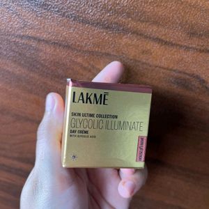 Lakme Glycolic Illuminate Day Cream with Glycoli