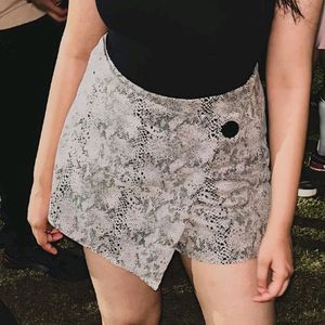 ZARA skort