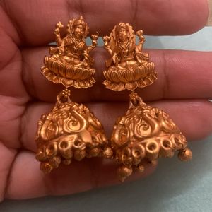 🎀Golden Jhumkha Earring 🎀