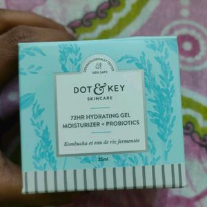 Dot & Key 72HR, Moisturizer